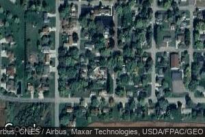 704 5th St S, Ellendale, MN 56026
