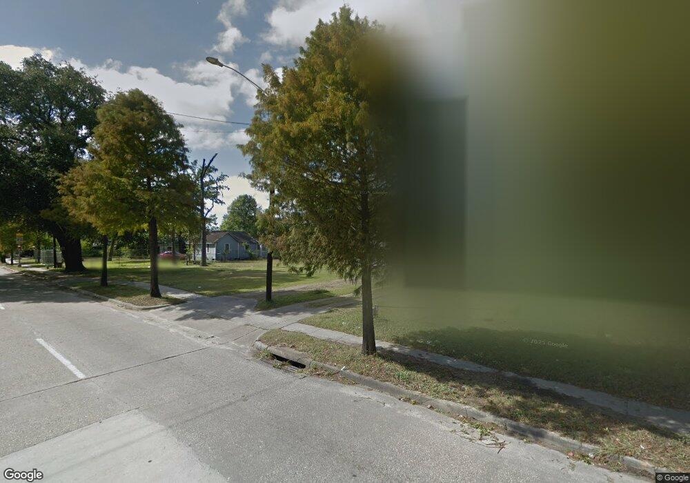 5613 Lockwood Dr, Houston, TX 77026 - photo 1