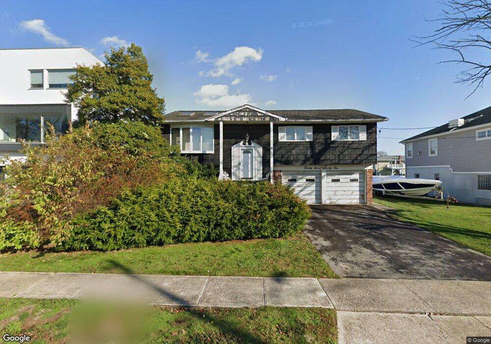 2775 Cheshire Dr, Baldwin, NY 11510 - photo 1