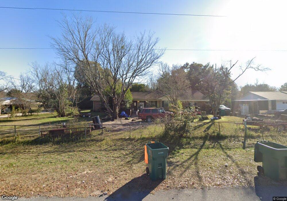 131 4th Ave, Crestview, FL 32539 - photo 1