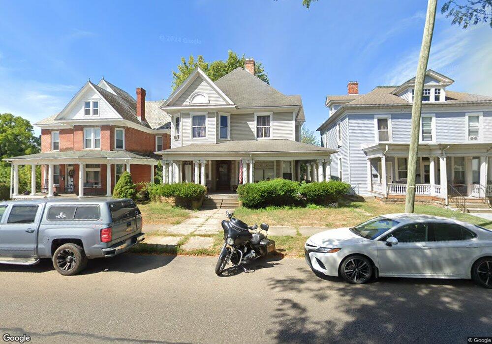 815 N Columbus St, Lancaster, OH 43130 - photo 1