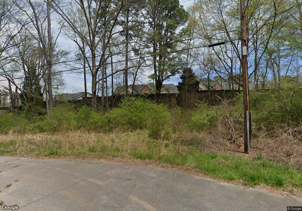 204 Billingsley Cir, Carrollton, GA 30117 - photo 1