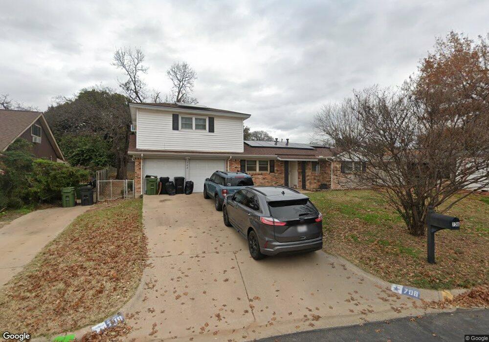 708 Woodcrest Dr, Hurst, TX 76053 - photo 1
