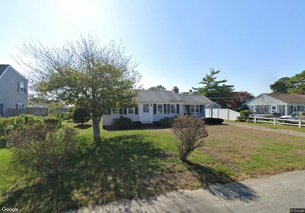 11 Shore Rd, West Dennis, MA 02670 - photo 1