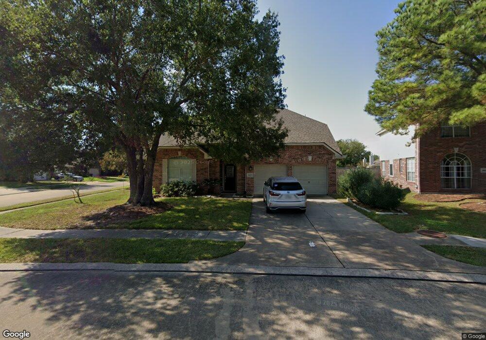 8911 Gas Light Village Dr, Houston, TX 77095 - photo 1