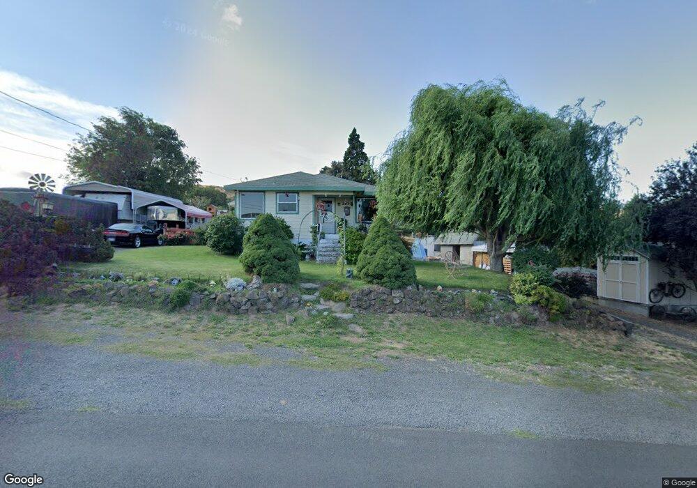 2830 E 10th St, the Dalles, OR 97058 - photo 1
