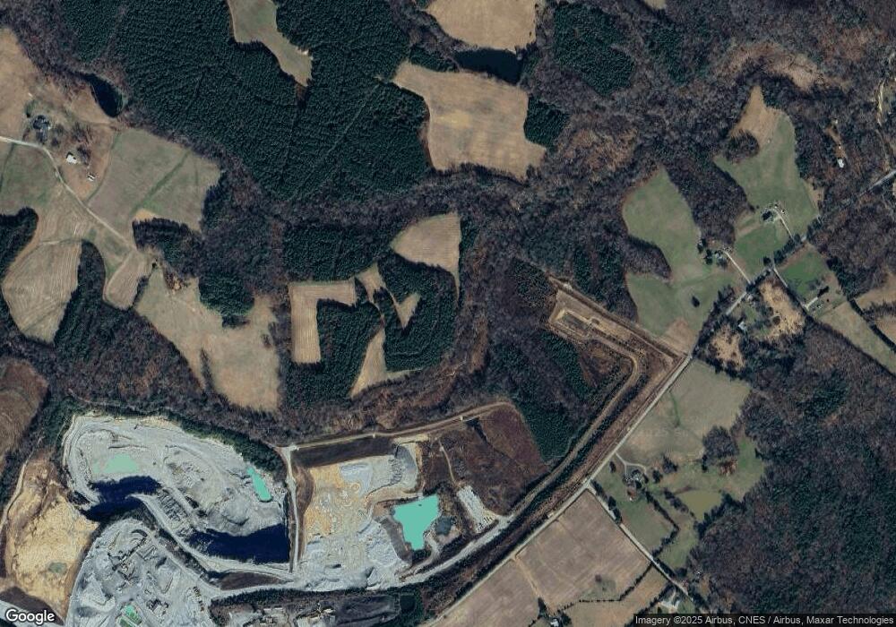 1821 Skyline Rd, South Hill, VA 23970 - photo 1