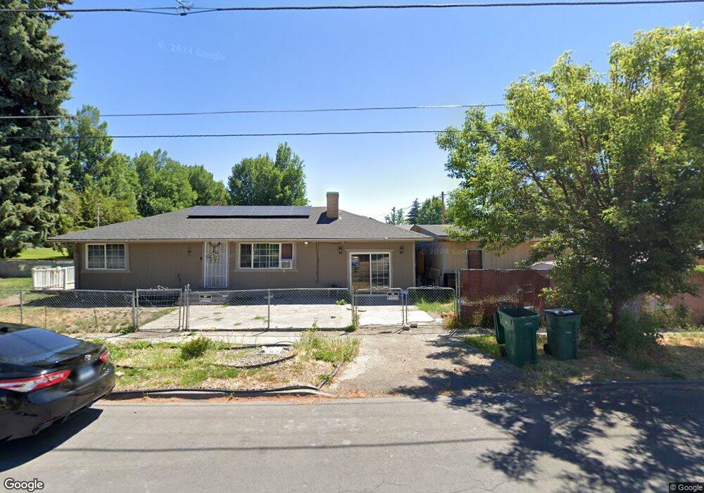 1111 Division St, Klamath Falls, OR 97601 - photo 1