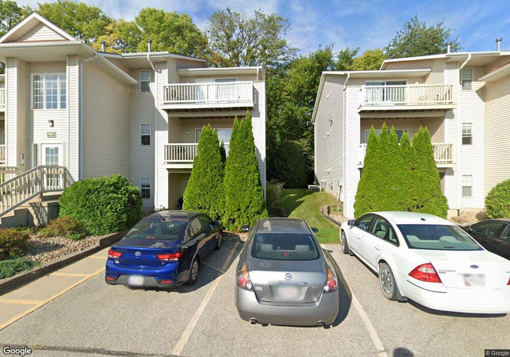 3511 E Ave NW unit 3511D, Cedar Rapids, IA 52405 - photo 1