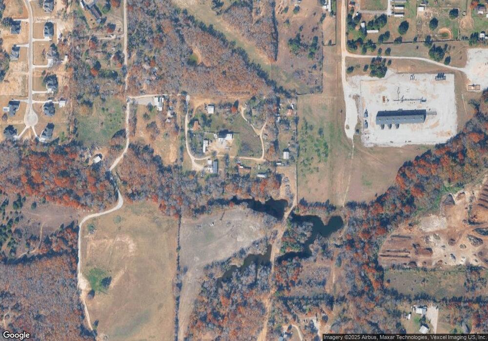 1002 Ballard Rd, Azle, TX 76020 - photo 1
