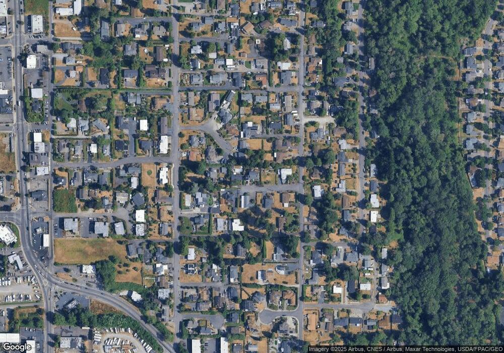 1130 S Rainbow Ln, Des Moines, WA 98198 - photo 1