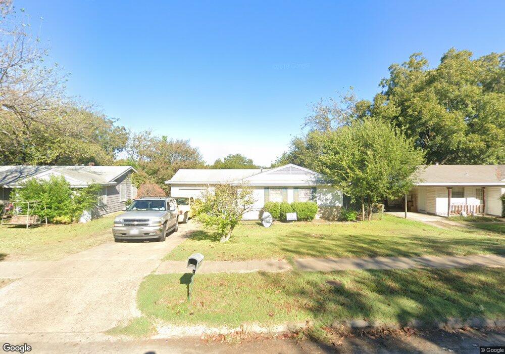 1210 Joly St, Ennis, TX 75119 - photo 1