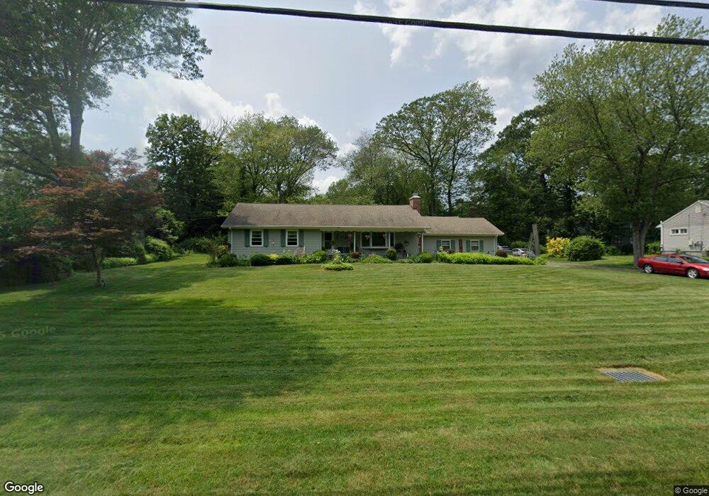 3311 Huntington Rd, Trumbull, CT 06611 - photo 1