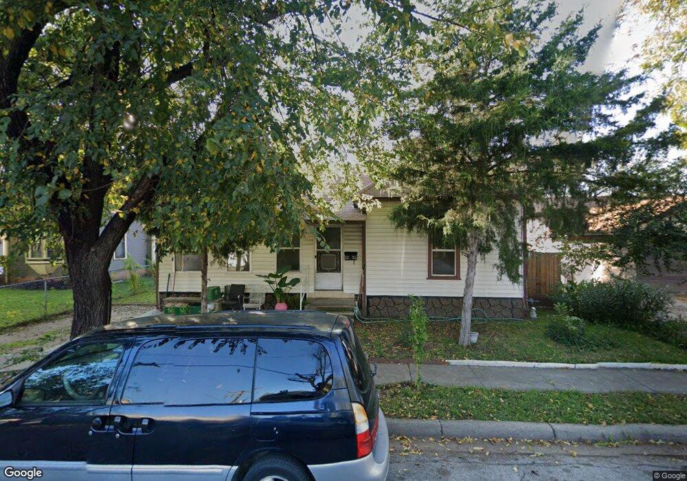 217 NE 2nd St, Grand Prairie, TX 75050 - photo 1