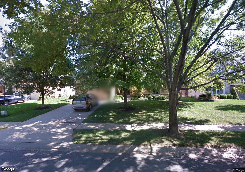 8015 Lingle Ln, Lenexa, KS 66215 - photo 1