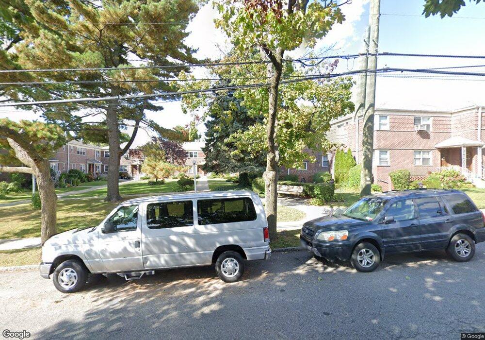 198-27 Dunton Ave unit B, Hollis, NY 11423 - photo 1