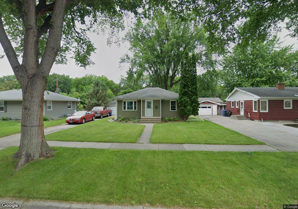 2218 8th St N, Fargo, ND 58102 - photo 1