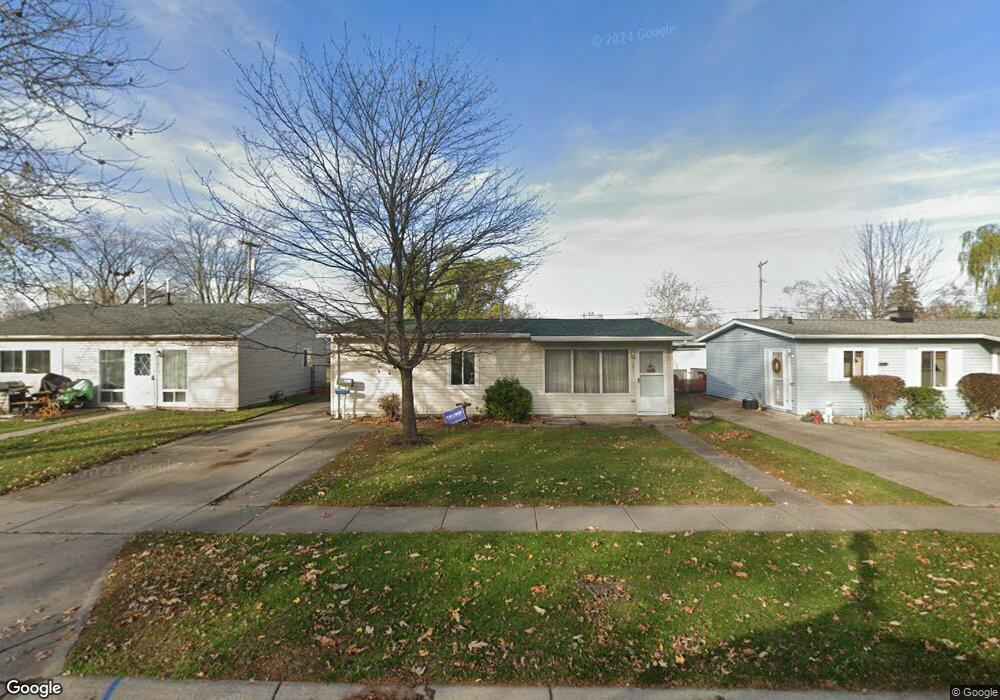 2611 Spruce St, Port Huron, MI 48060 - photo 1