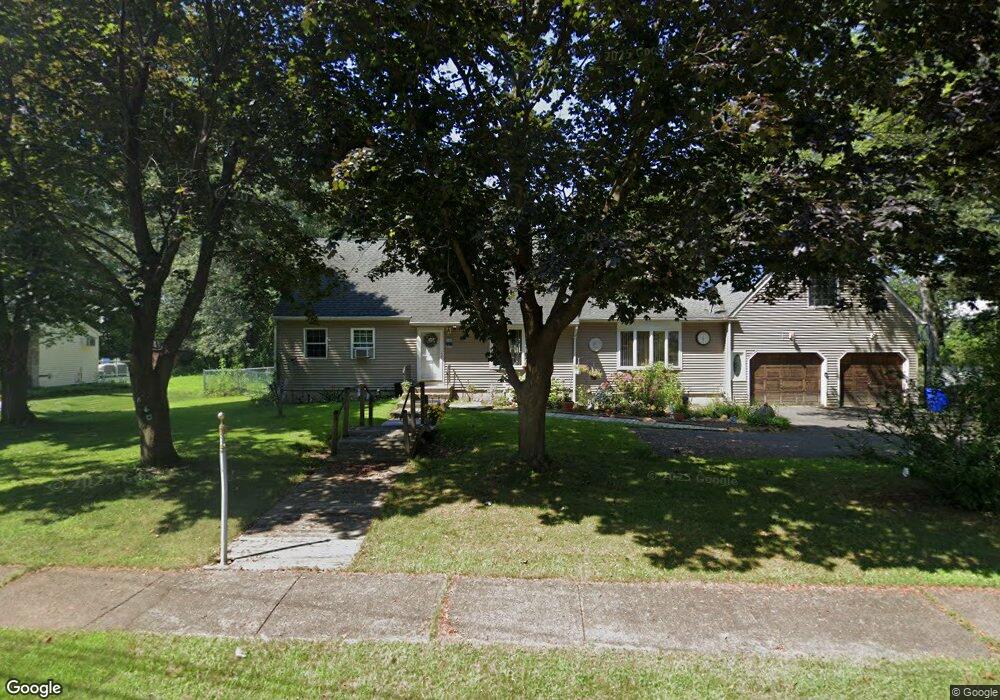 33 Leslie St, Windsor Locks, CT 06096 - photo 1