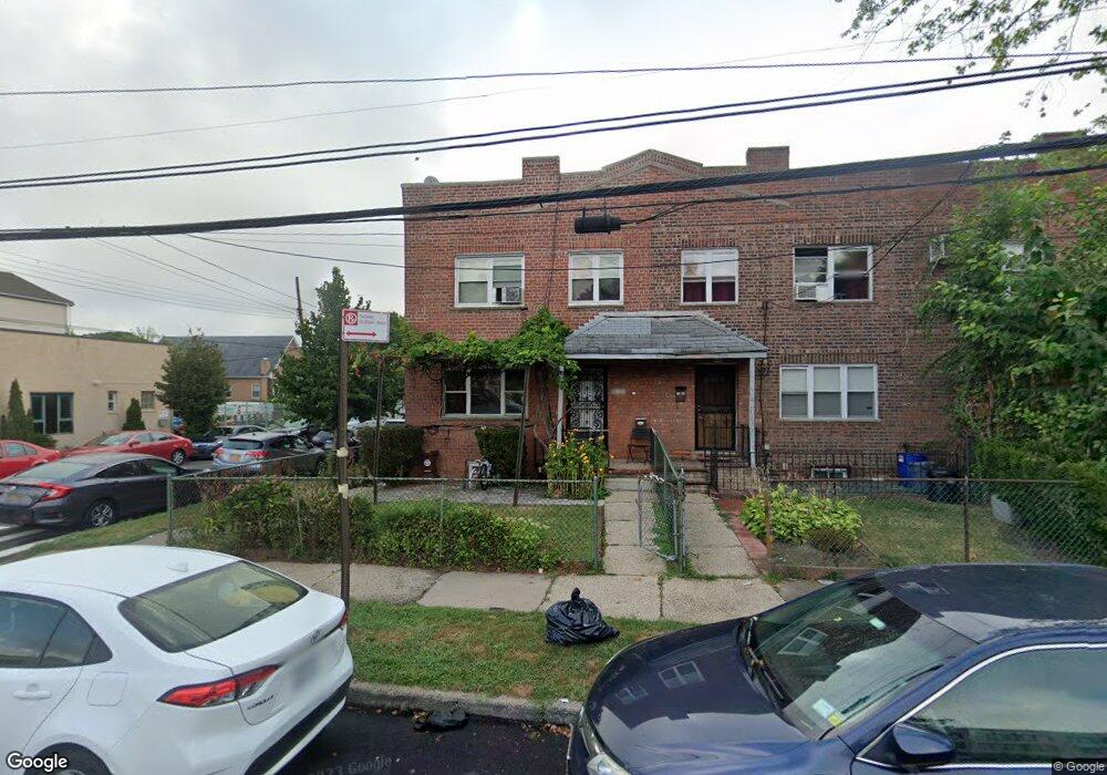 78-01-7164 164th St, Queens, NY 11366 - photo 1