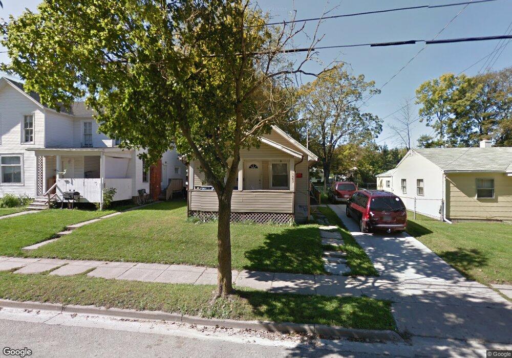 1407 Christopher St, Lansing, MI 48906 - photo 1