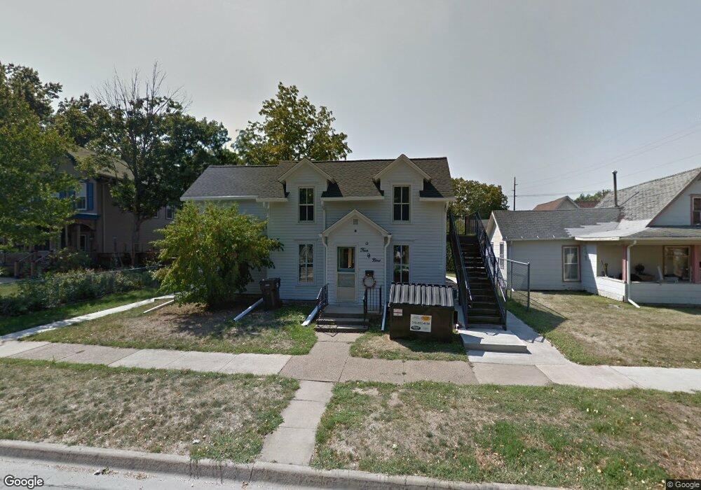 409 Walnut St, Cedar Falls, IA 50613 - photo 1