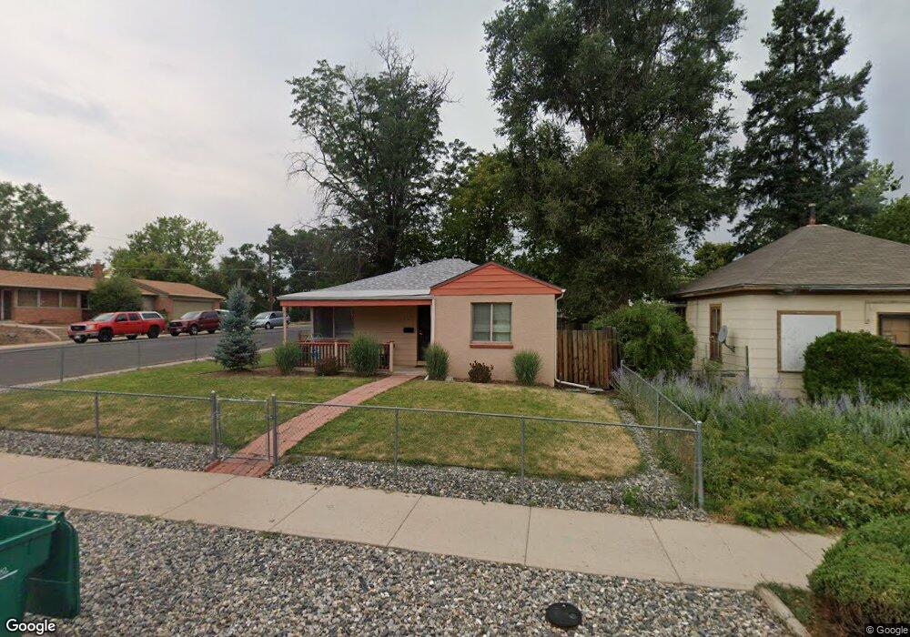 1301 Chester St, Aurora, CO 80010 - photo 1