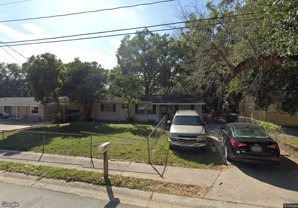 3710 Beechwood Blvd, Tampa, FL 33619 - photo 1