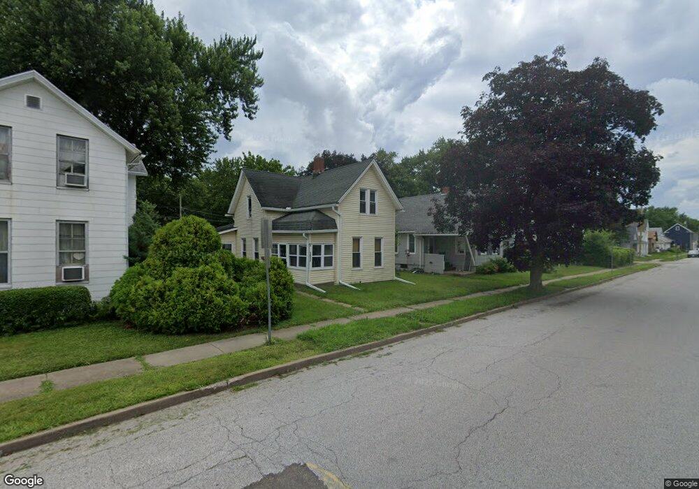 1617 W 7th St, Davenport, IA 52802 - photo 1