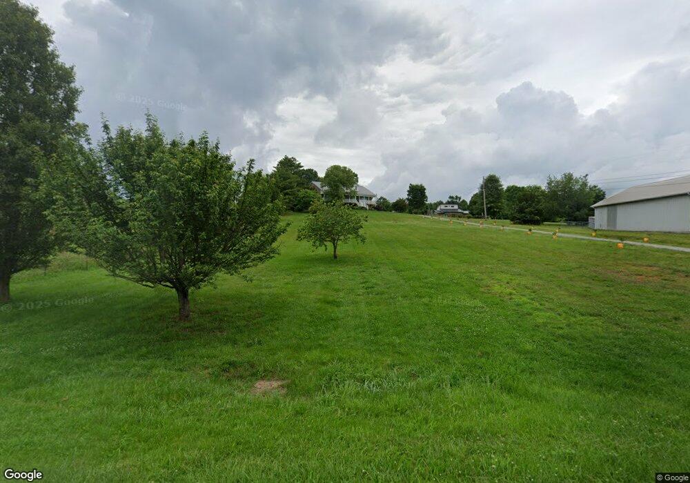 5544 Lakeshore Dr, Bean Station, TN 37708 - photo 1