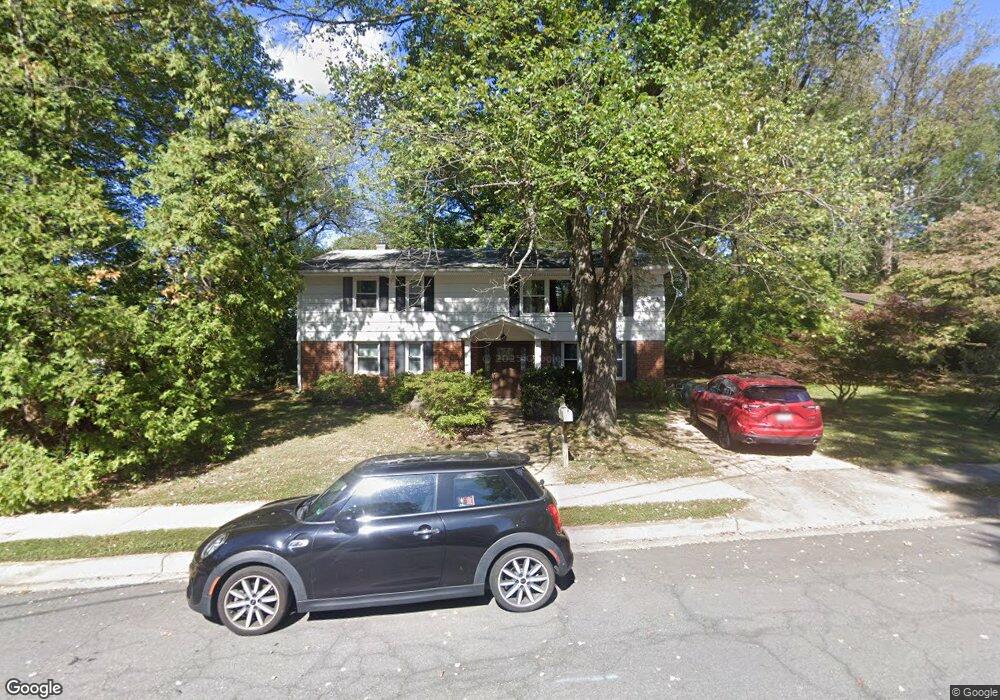 205 Scott Cir SW, Vienna, VA 22180 - photo 1