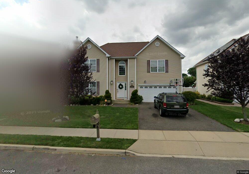 894 Otsego Rd, West Hempstead, NY 11552 - photo 1