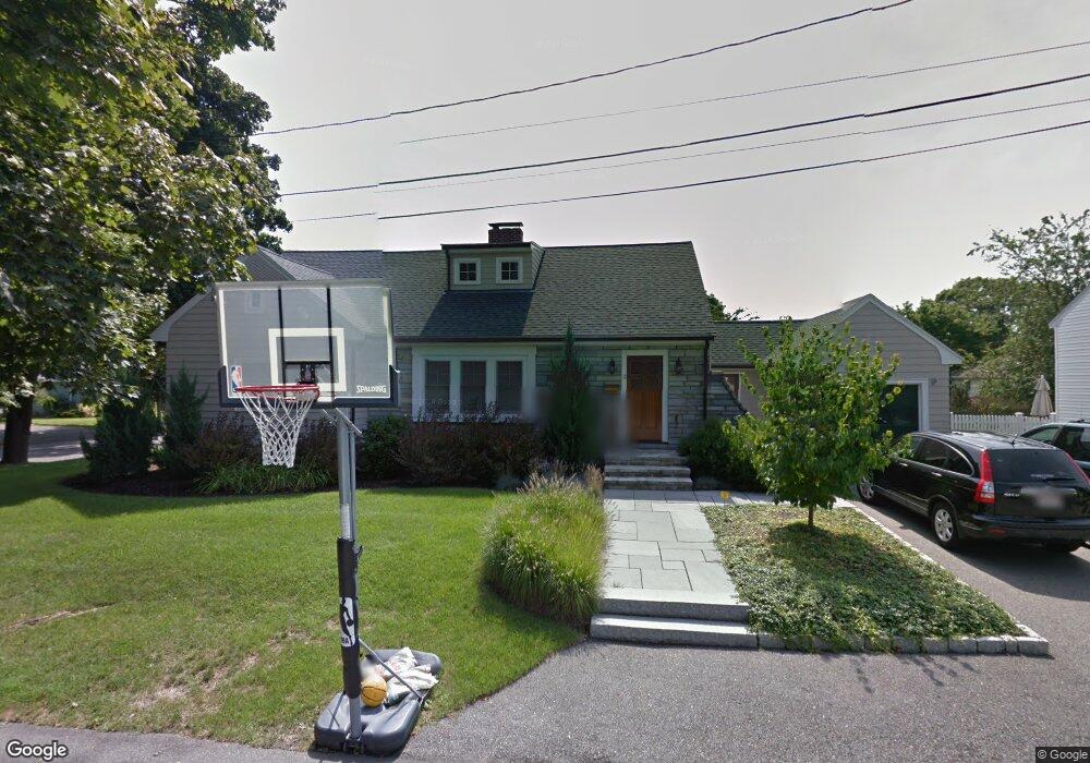 2 Dean Rd, Marblehead, MA 01945 - photo 1