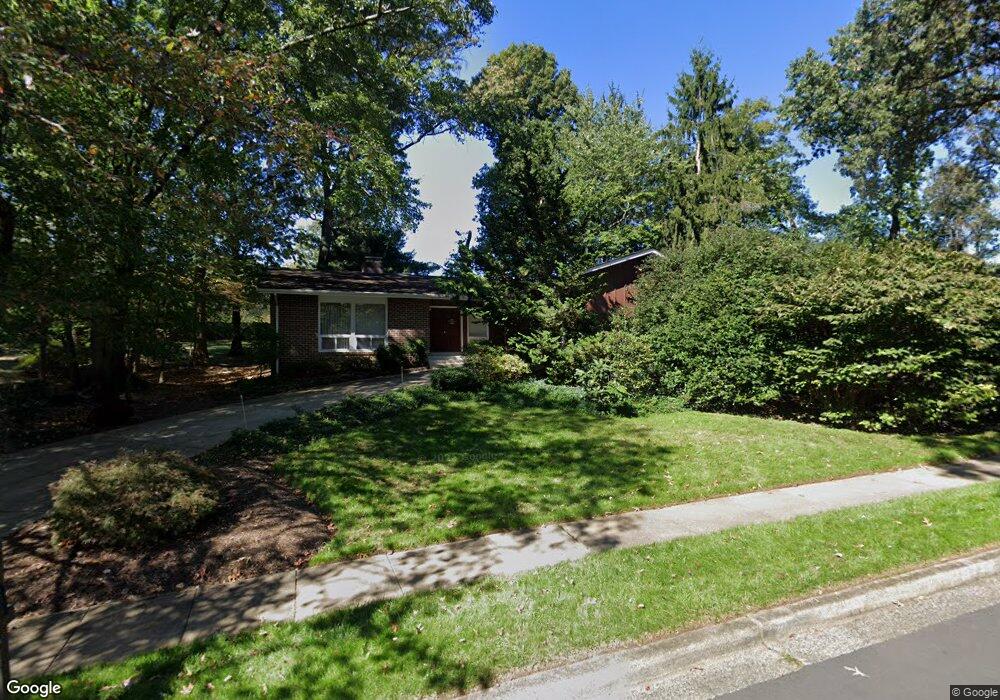 2364 Paddock Ln, Reston, VA 20191 - photo 1