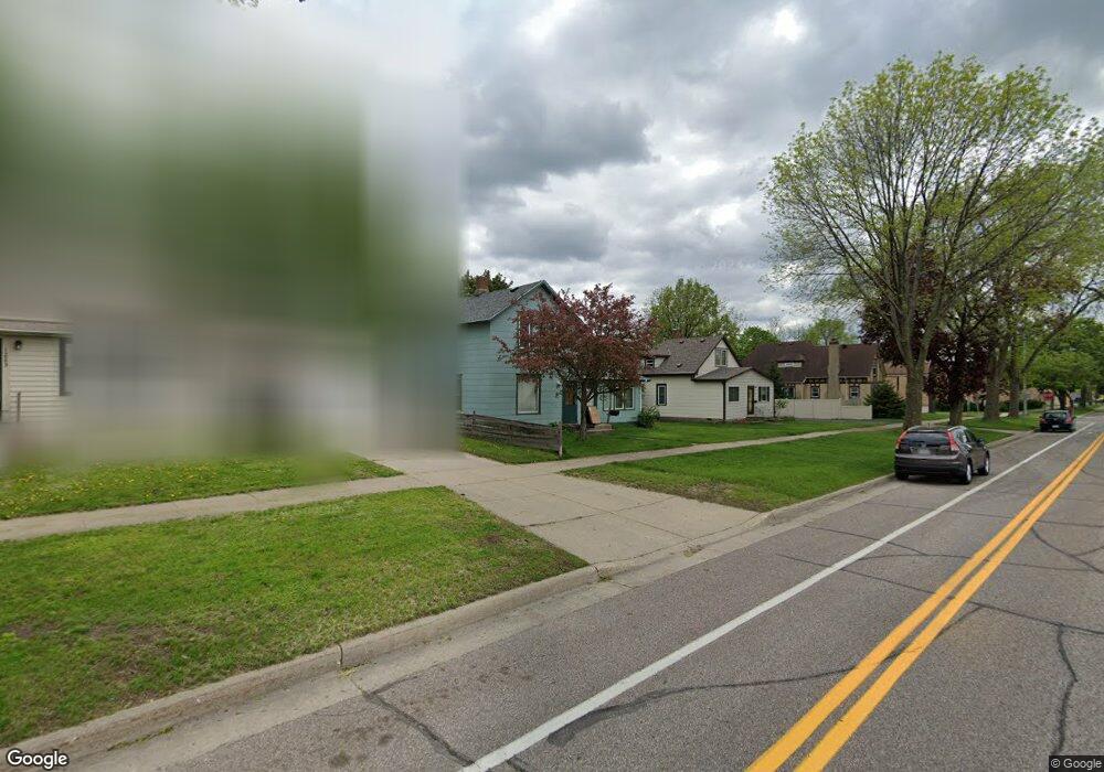 1215 N Broad St, Mankato, MN 56001 - photo 1