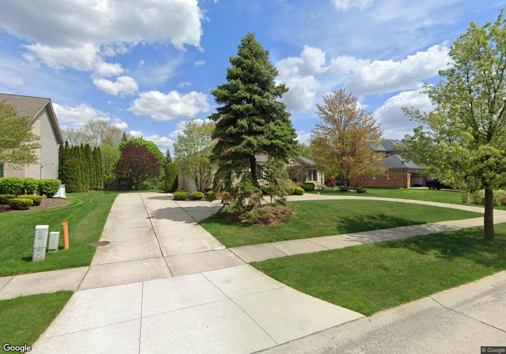 4178 Drexel Dr, Troy, MI 48098 - photo 1