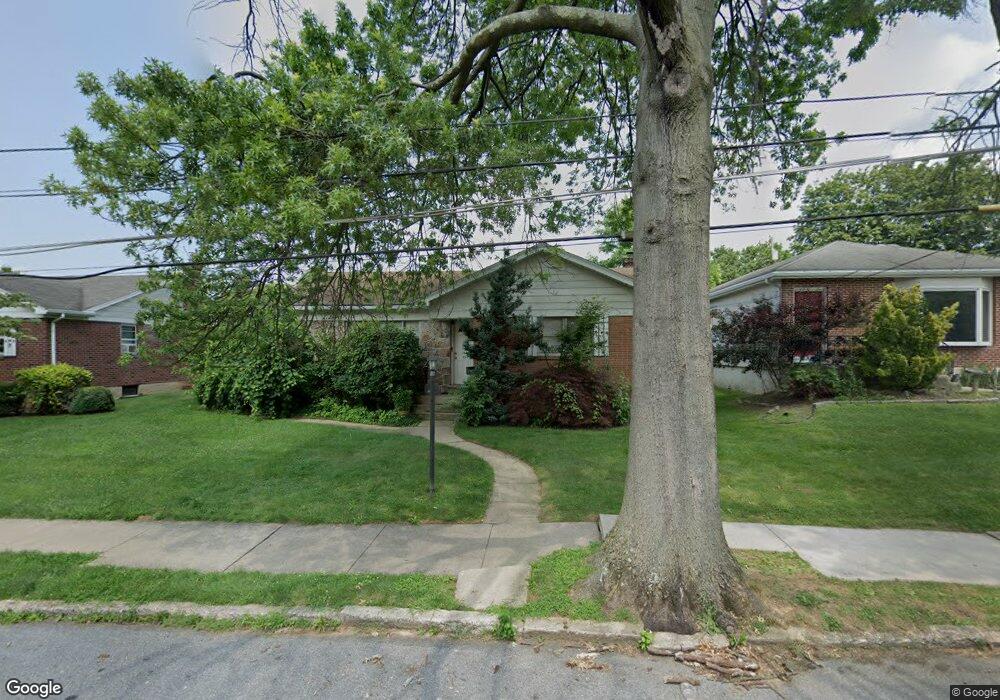 2217 W Congress St unit 2221, Allentown, PA 18104 - photo 1