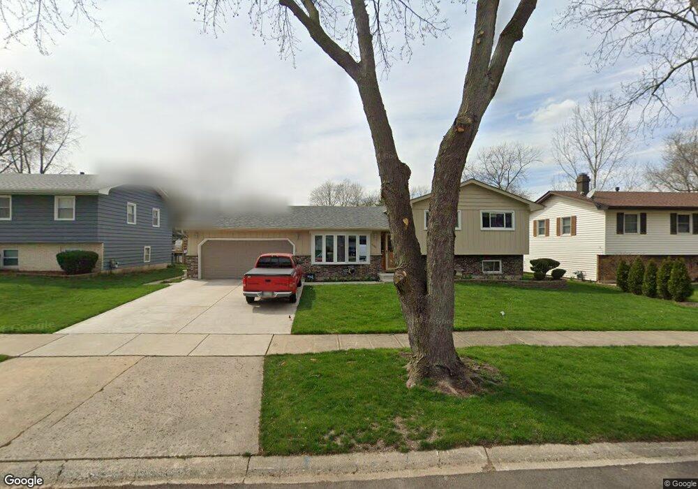 1100 Adobe Dr unit 4, Aurora, IL 60506 - photo 1