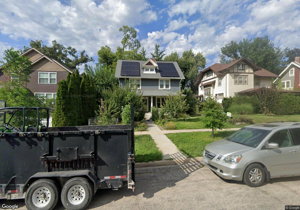 2008 5th Ave SE, Cedar Rapids, IA 52403 - photo 1