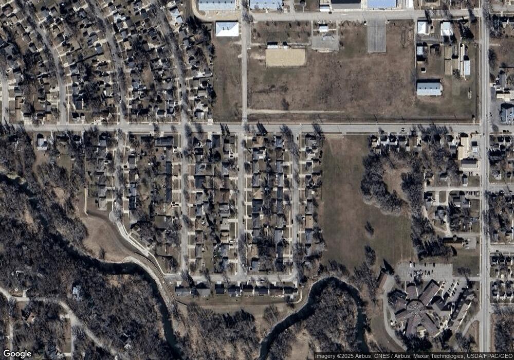 907 16th St SW, Austin, MN 55912 - photo 1