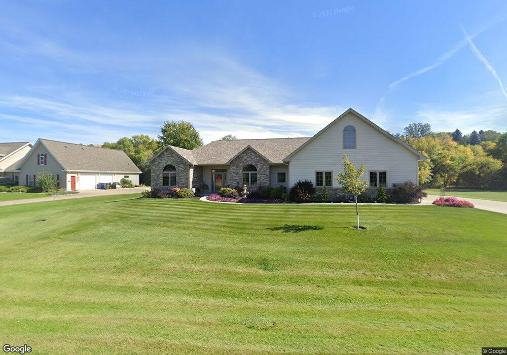 1602 Island Park Dr, Jamestown, ND 58401 - photo 1