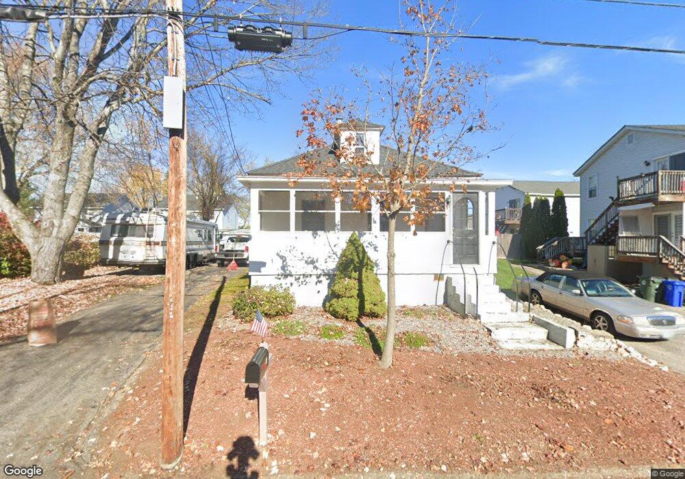 15 W Elmhurst Ave, Manchester, NH 03103 - photo 1