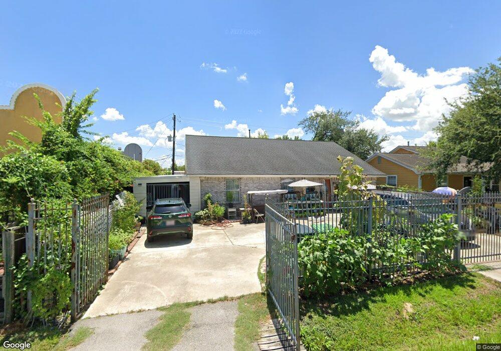 13378 Knollcrest St unit 1, Houston, TX 77015 - photo 1