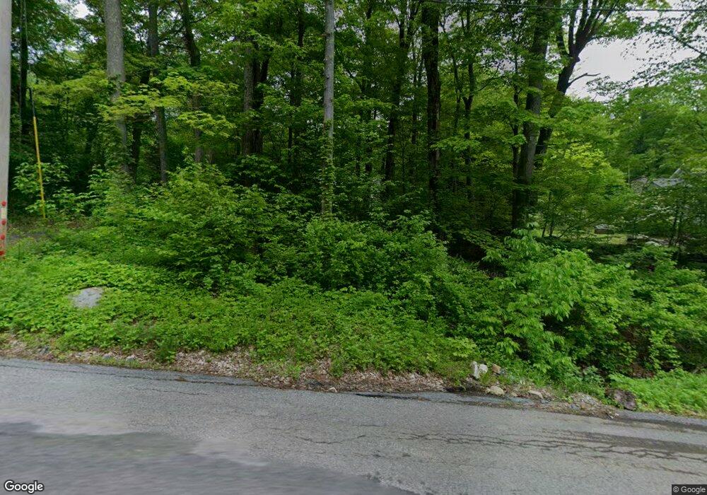 172 Woodmont Rd, Hopewell Junction, NY 12533 - photo 1