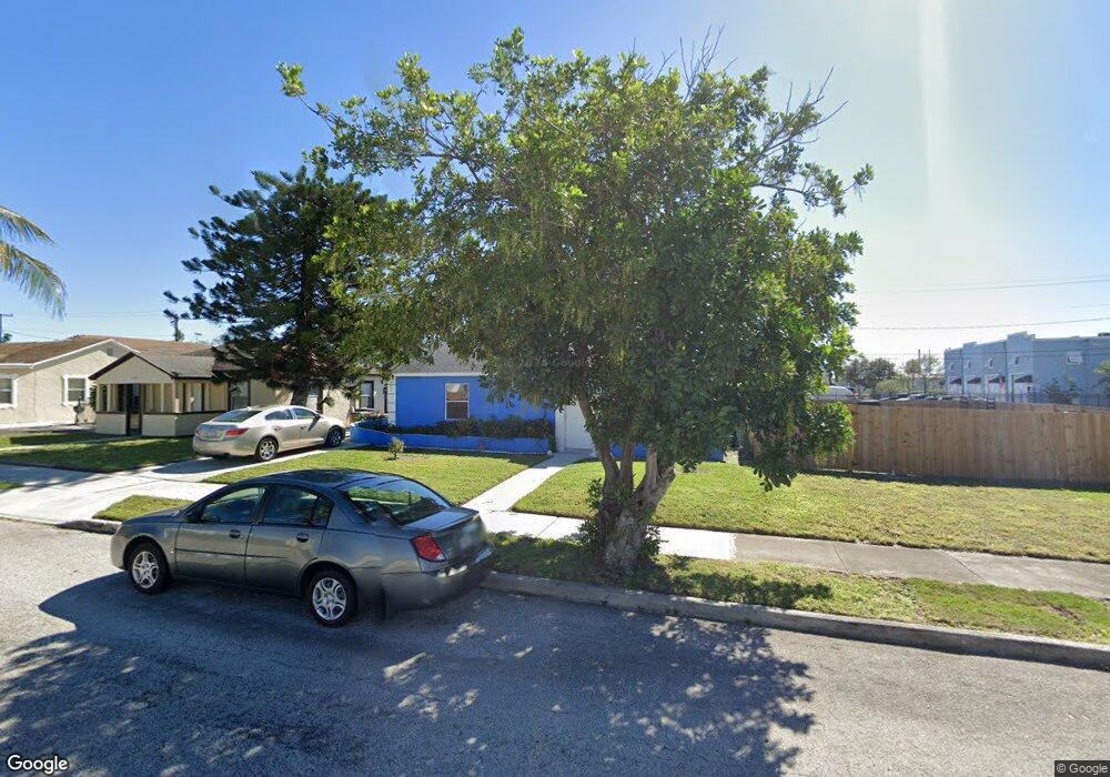 954 29th St, West Palm Beach, FL 33407 - photo 1