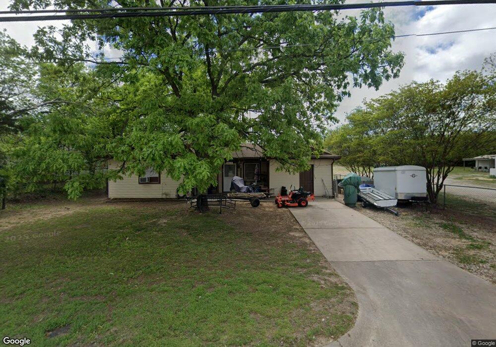 1013 W Oak St, Weatherford, TX 76086 - photo 1