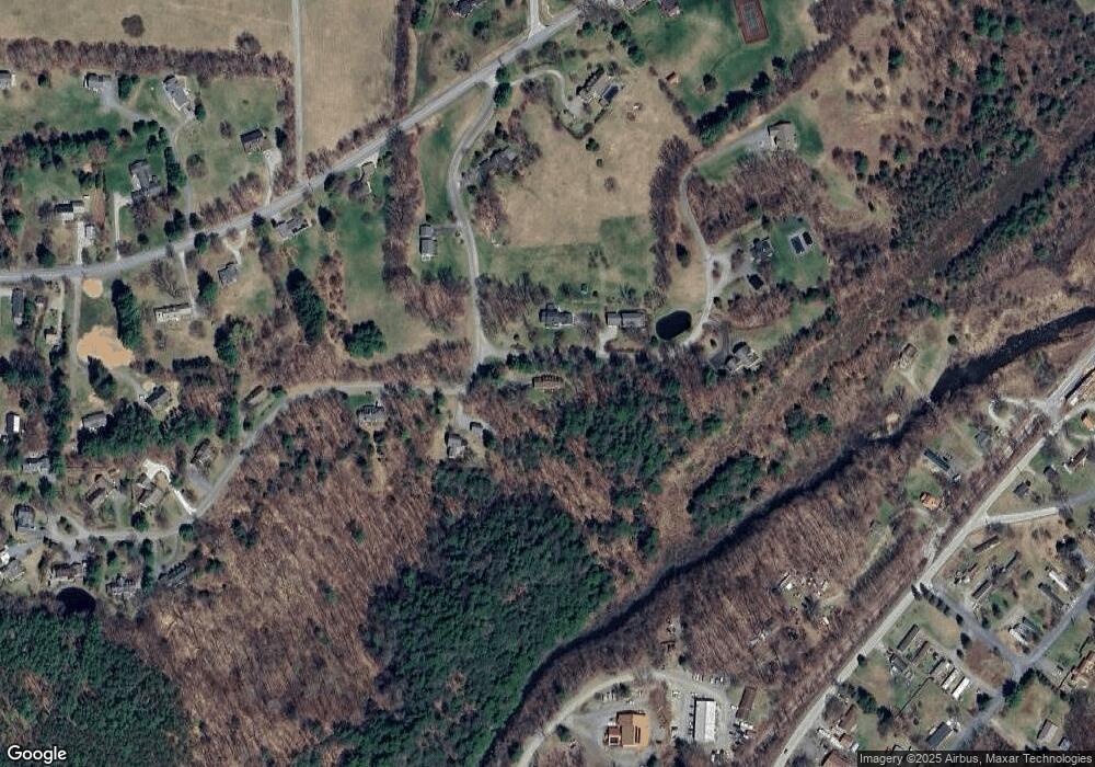 9 Hemlock Ridge Rd, Manchester Center, VT 05255 - photo 1