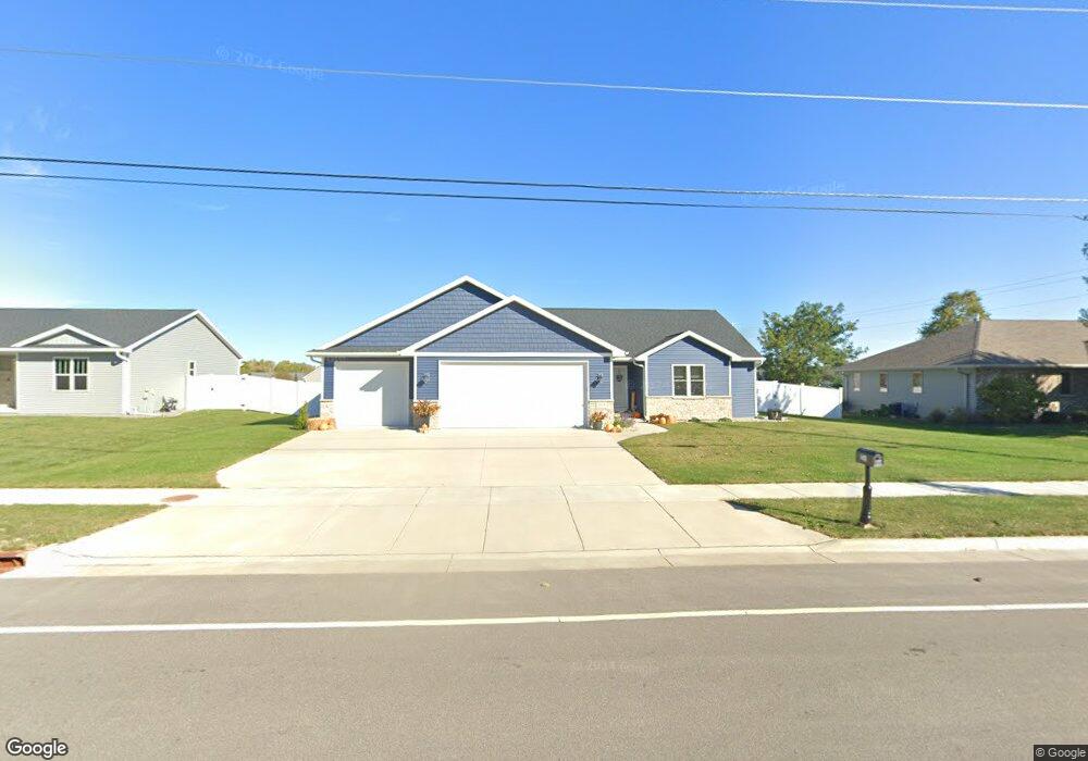 518 Emons Rd, Appleton, WI 54915 - photo 1