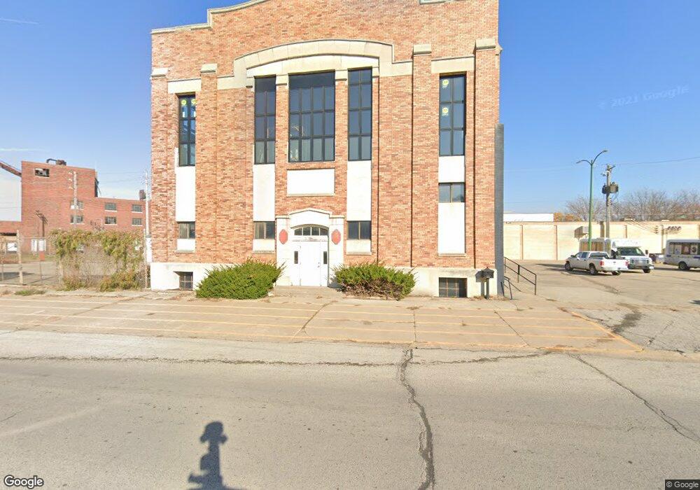 815 W Thomas Ave, Shenandoah, IA 51601 - photo 1