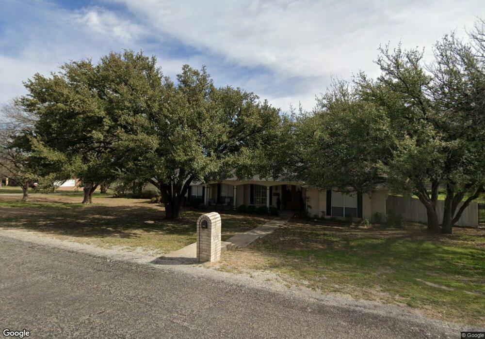 102 Rockridge Ct, Weatherford, TX 76087 - photo 1